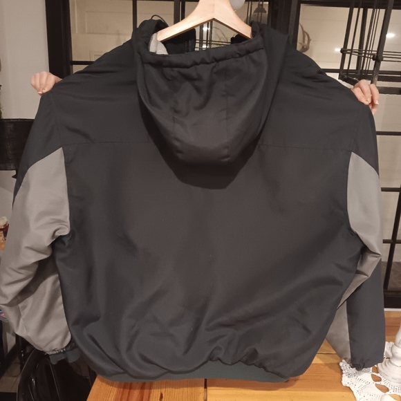 Bass Pro Shop heavy winter coat, 2XL, Blue and Gray, Excellent condition - Picture 2 of 3